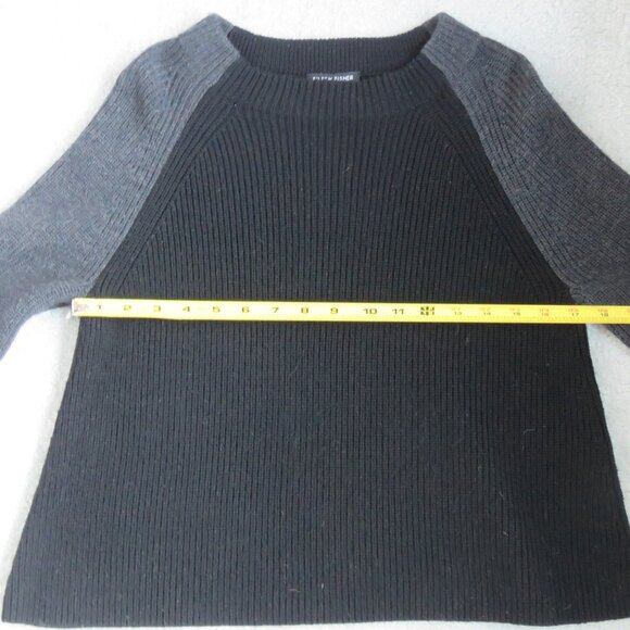 Eileen Fisher XXS 2 Tone Gray Color Block Oversized Fine Merino Wool Sweater - Picture 5 of 15